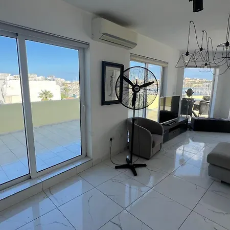 Appartement Stunning Sea View Penthouse With Large Terrace And Bbq