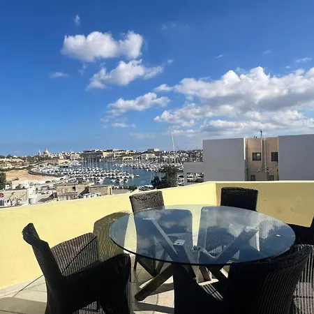 Stunning Sea View Penthouse With Large Terrace And Bbq * Gzira